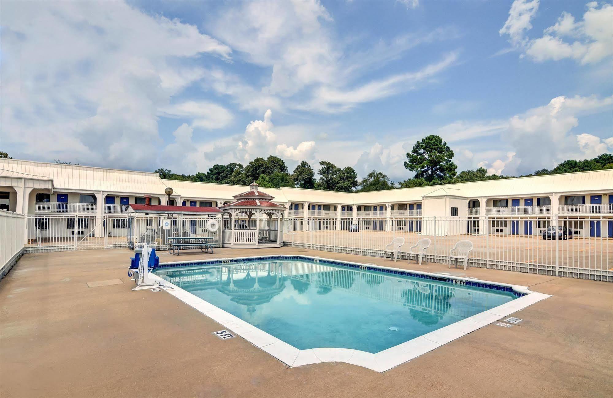 Motel 6-Lindale, Tx ภายนอก รูปภาพ